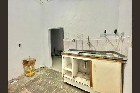 Casa para alugar com 1 quarto, 60m² em Vila Minaslandia, Belo Horizonte
