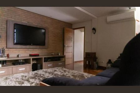 Foto 02 de casa para alugar com 3 quartos, 200m² em Vila Mariana, São Paulo