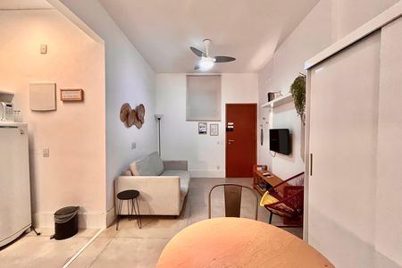 Studio para alugar com 35m², 1 quarto e sem vaga Studio para alugar com 35m², 1 quarto e sem vagaStudio