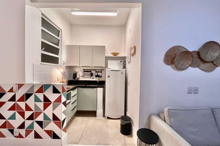 Cozinha de kitnet/studio para alugar com 1 quarto, 35m² em Copacabana, Rio de Janeiro