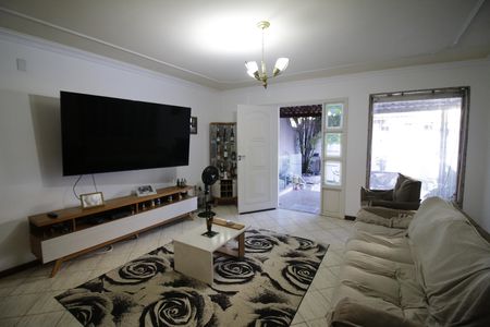 Casa para alugar com 360m², 3 quartos e 1 vagaSala