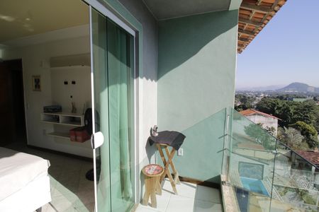 Varanda do quarto 1 de casa para alugar com 3 quartos, 360m² em Anil, Rio de Janeiro