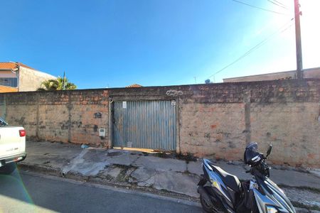 Casa à venda com 284m², 3 quartos e 5 vagas Casa à venda com 284m², 3 quartos e 5 vagasFachada do Prédio
