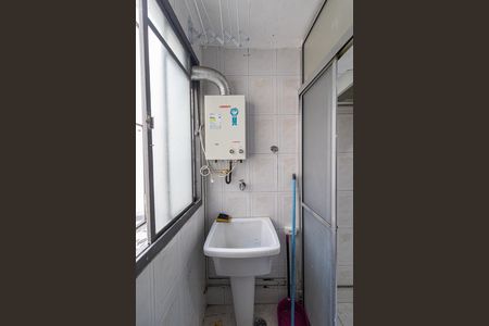 Área de Serviço de apartamento para alugar com 2 quartos, 54m² em Conjunto Habitacional Padre Manoel de Paiva, São Paulo