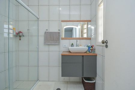 Casa para alugar com 350m², 3 quartos e 2 vagas Casa para alugar com 350m², 3 quartos e 2 vagasBanheiro 2