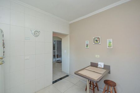 Casa para alugar com 350m², 3 quartos e 2 vagas Casa para alugar com 350m², 3 quartos e 2 vagasCozinha