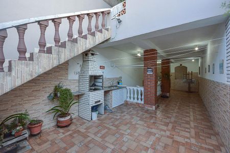 Churrasqueira de casa à venda com 3 quartos, 350m² em Parque Colonial, São Paulo