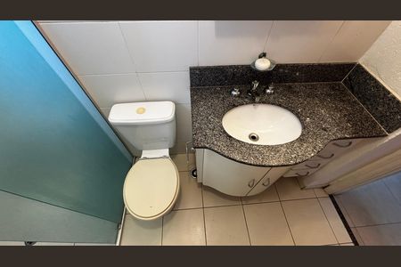 Apartamento para alugar com 67m², 2 quartos e 2 vagas Apartamento para alugar com 67m², 2 quartos e 2 vagasBanheiro da Suíte 2