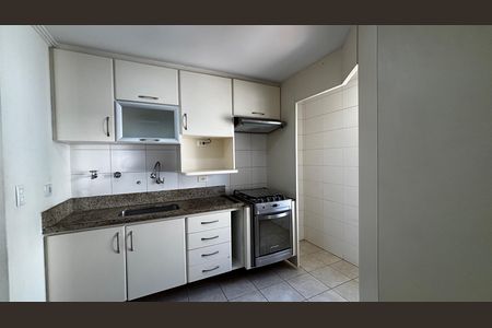 Apartamento para alugar com 67m², 2 quartos e 2 vagas Apartamento para alugar com 67m², 2 quartos e 2 vagasCozinha