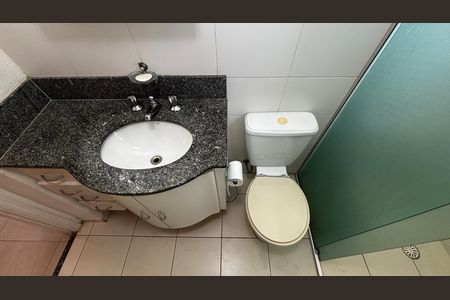 Apartamento para alugar com 67m², 2 quartos e 2 vagas Apartamento para alugar com 67m², 2 quartos e 2 vagasBanheiro da Suíte 1