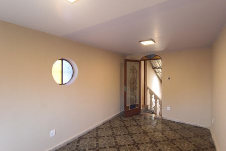 Quarto de casa para alugar com 1 quarto, 110m² em São Salvador, Belo Horizonte