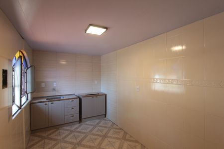 Cozinha de casa para alugar com 1 quarto, 110m² em São Salvador, Belo Horizonte