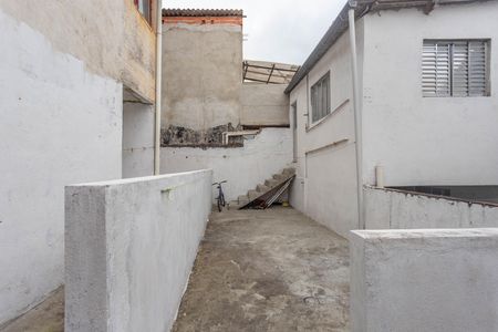 Quintal  de casa para alugar com 2 quartos, 70m² em Jardim Apura, Diadema