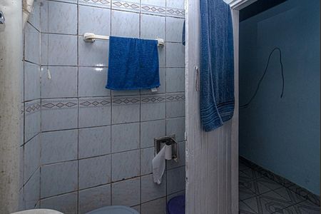 Casa à venda com 78m², 1 quarto e sem vaga Casa à venda com 78m², 1 quarto e sem vagaBanheiro