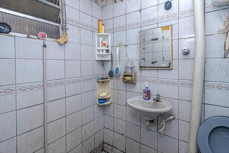 Banheiro de casa à venda com 1 quarto, 78m² em Vila Heliopolis, São Paulo