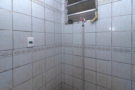Banheiro de casa à venda com 1 quarto, 78m² em Vila Heliopolis, São Paulo