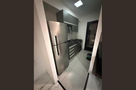 Cozinha de apartamento para alugar com 1 quarto, 39m² em Brás, São Paulo
