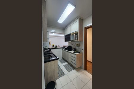 Apartamento à venda com 59m², 2 quartos e 1 vaga Apartamento à venda com 59m², 2 quartos e 1 vagaCozinha