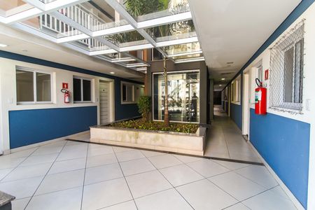 Área comum de apartamento para alugar com 2 quartos, 45m² em Vila Carmosina, São Paulo