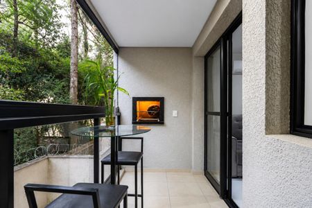 Apartamento à venda com 47m², 1 quarto e 1 vaga Apartamento à venda com 47m², 1 quarto e 1 vagaVaranda