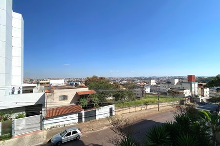 Vista Quarto 2 de apartamento à venda com 3 quartos, 84m² em Manacás, Belo Horizonte