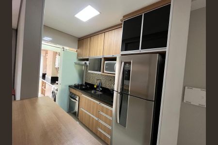Apartamento à venda com 68m², 2 quartos e 1 vaga Apartamento à venda com 68m², 2 quartos e 1 vagaCozinha