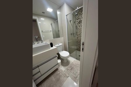 Apartamento à venda com 68m², 2 quartos e 1 vaga Apartamento à venda com 68m², 2 quartos e 1 vagaBanheiro