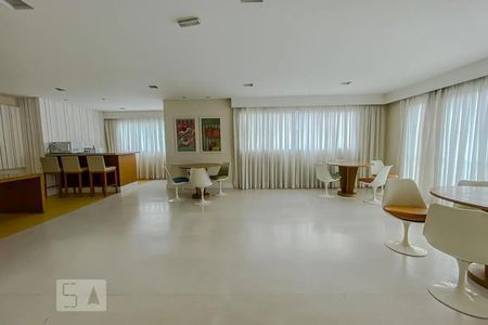 Apartamento à venda com 68m², 2 quartos e 1 vaga Apartamento à venda com 68m², 2 quartos e 1 vagaSalão de Festas