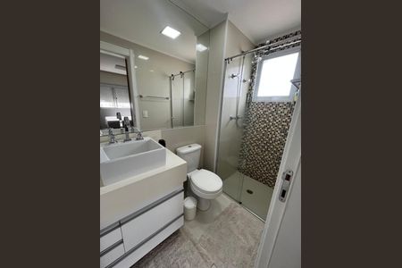 Apartamento à venda com 68m², 2 quartos e 1 vaga Apartamento à venda com 68m², 2 quartos e 1 vagaBanheiro