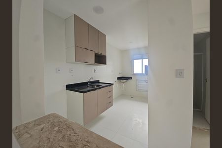 Cozinha de apartamento para alugar com 2 quartos, 64m² em Luiz Anselmo, Salvador