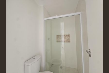 Banheiro Corredor de apartamento para alugar com 2 quartos, 64m² em Luiz Anselmo, Salvador