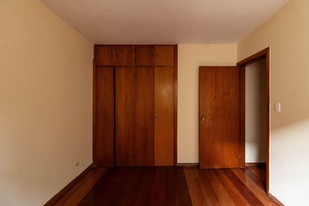 Apartamento à venda com 126m², 3 quartos e 1 vaga Apartamento à venda com 126m², 3 quartos e 1 vagaQuarto 1