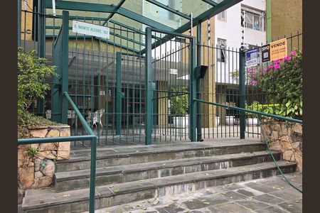 Apartamento à venda com 126m², 3 quartos e 1 vaga Apartamento à venda com 126m², 3 quartos e 1 vagaFachada
