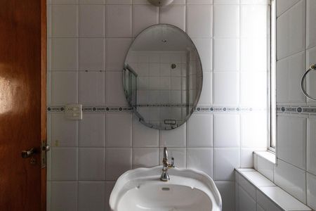 Apartamento à venda com 126m², 3 quartos e 1 vaga Apartamento à venda com 126m², 3 quartos e 1 vagaBanheiro