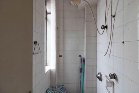 Banheiro de serviço de apartamento à venda com 3 quartos, 126m² em Perdizes, São Paulo