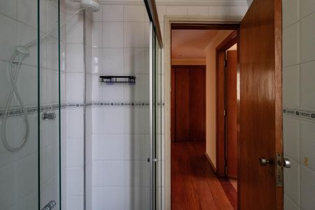 Apartamento à venda com 126m², 3 quartos e 1 vaga Apartamento à venda com 126m², 3 quartos e 1 vagaBanheiro