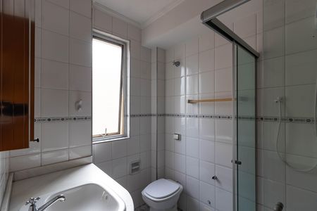 Apartamento à venda com 126m², 3 quartos e 1 vaga Apartamento à venda com 126m², 3 quartos e 1 vagaBanheiro da Suíte