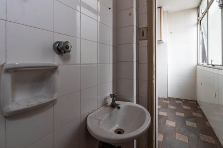 Apartamento à venda com 126m², 3 quartos e 1 vaga Apartamento à venda com 126m², 3 quartos e 1 vagaBanheiro de serviço