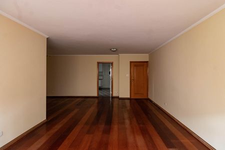 Apartamento à venda com 126m², 3 quartos e 1 vaga Apartamento à venda com 126m², 3 quartos e 1 vagaSala