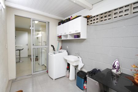 Área de Serviço de apartamento para alugar com 1 quarto, 94m² em Vila Amaral, Belo Horizonte