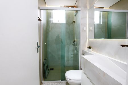 Banheiro Social de apartamento para alugar com 1 quarto, 94m² em Vila Amaral, Belo Horizonte