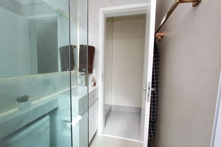Banheiro Social de apartamento para alugar com 1 quarto, 94m² em Vila Amaral, Belo Horizonte