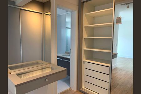 Apartamento para alugar com 213m², 3 quartos e 3 vagas Apartamento para alugar com 213m², 3 quartos e 3 vagasQuarto