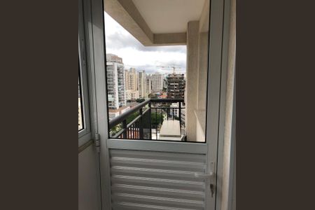 Apartamento para alugar com 213m², 3 quartos e 3 vagas Apartamento para alugar com 213m², 3 quartos e 3 vagasVaranda