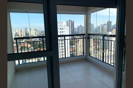 Apartamento para alugar com 213m², 3 quartos e 3 vagas Apartamento para alugar com 213m², 3 quartos e 3 vagasVaranda
