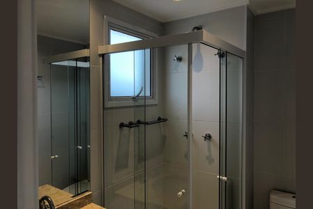 Apartamento para alugar com 213m², 3 quartos e 3 vagas Apartamento para alugar com 213m², 3 quartos e 3 vagasBanheiro