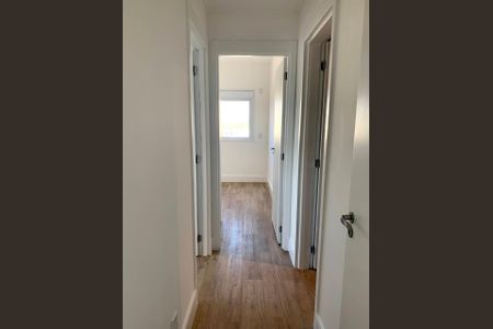 Corredor de apartamento para alugar com 3 quartos, 213m² em Jardim das Acácias, São Paulo