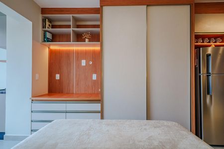 Studio para alugar com 25m², 1 quarto e sem vaga Studio para alugar com 25m², 1 quarto e sem vagaSala/Quarto
