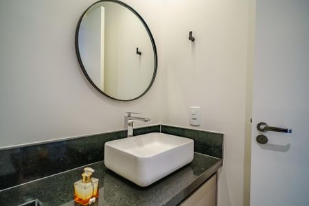 Studio para alugar com 25m², 1 quarto e sem vaga Studio para alugar com 25m², 1 quarto e sem vagaBanheiro