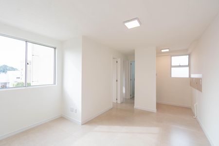 Apartamento à venda com 2 quartos, 38m² em Mato Grande, Canoas